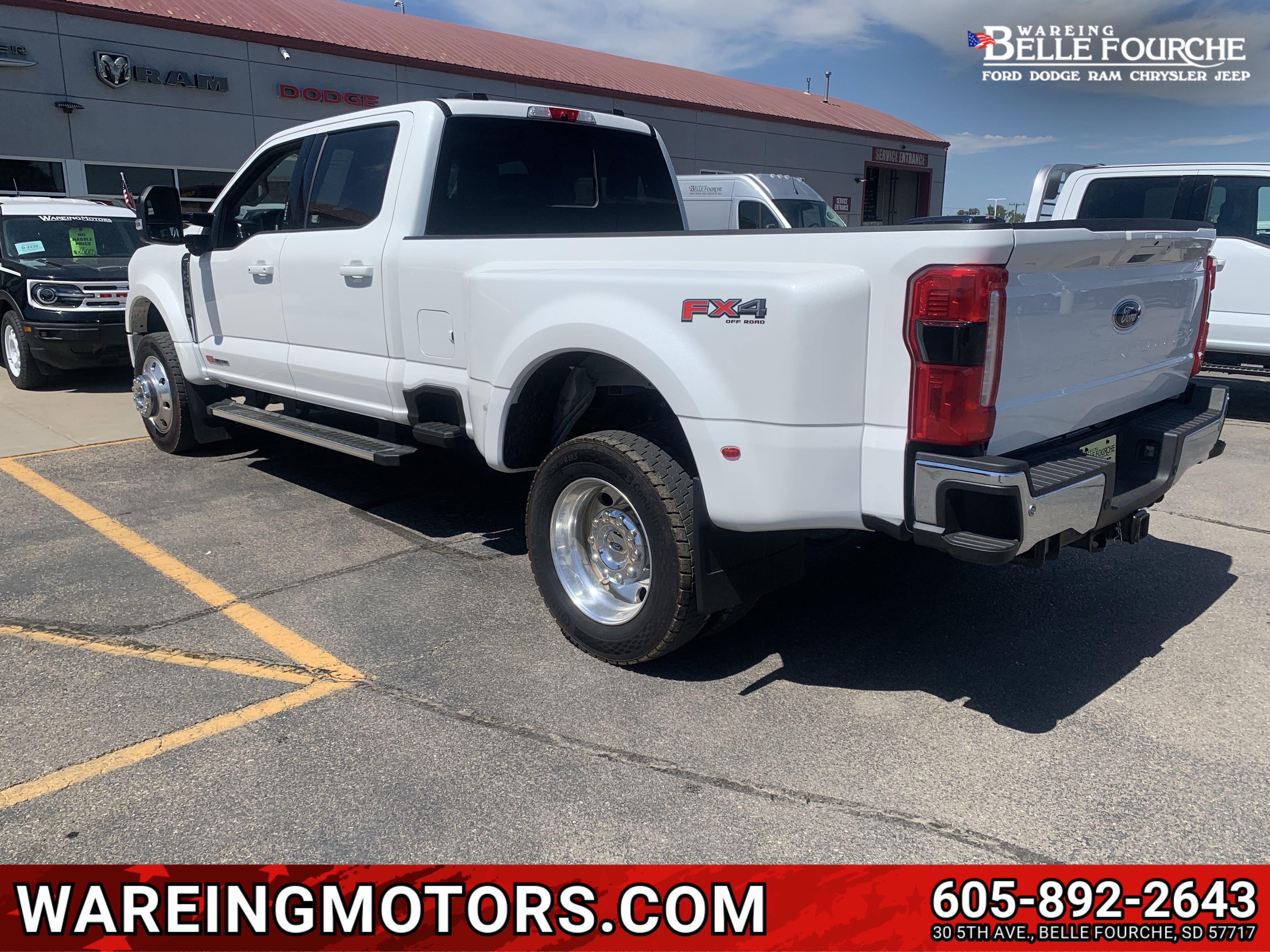 2024 Ford F-450 Super Duty Lariat's photo