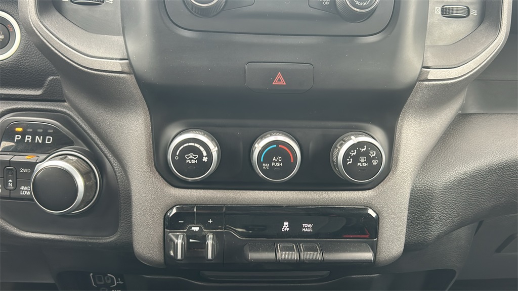2019 Ram 1500 Tradesman photo 30
