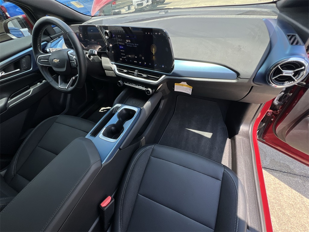 2024 Chevrolet Equinox EV 1LT photo 35