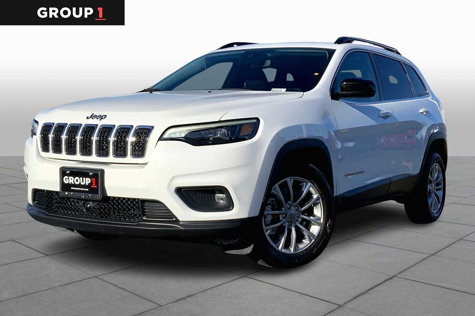 2022 Jeep Cherokee Latitude Lux's photo