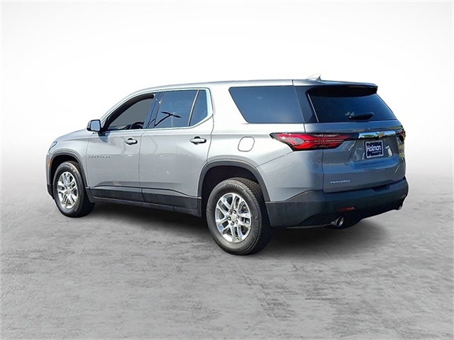 2023 Chevrolet Traverse LS photo 3