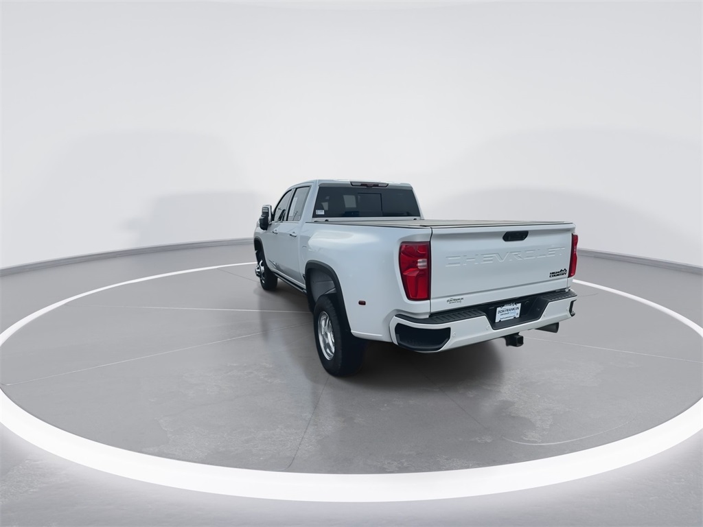 2022 Chevrolet Silverado 3500HD High Country photo 7