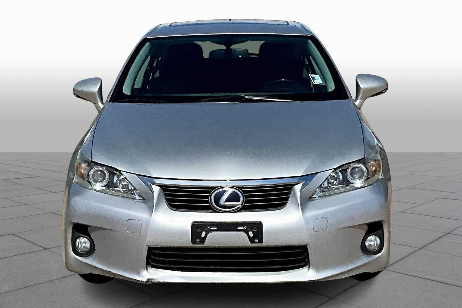 2013 Lexus CT 200h photo 3