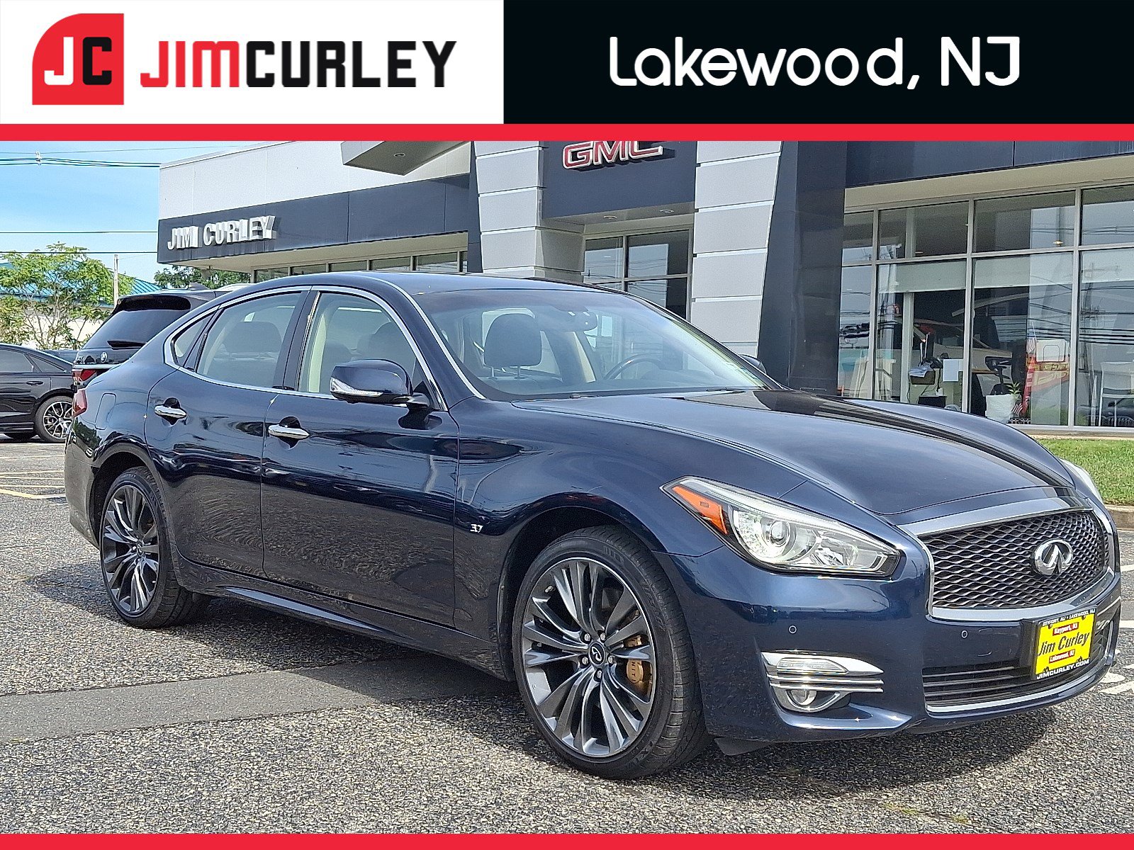 2016 INFINITI Q70 3.7
