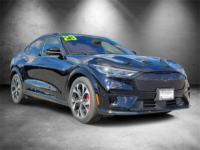 2023 Ford Mustang Mach-E GT photo 2