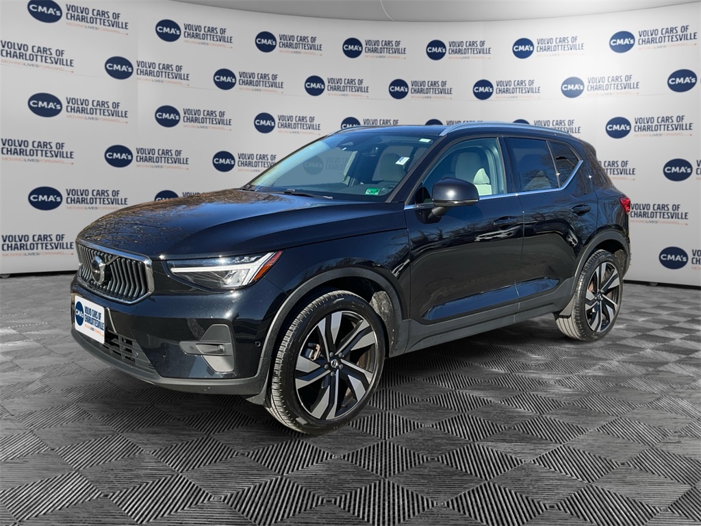 2023 Volvo XC40 Plus