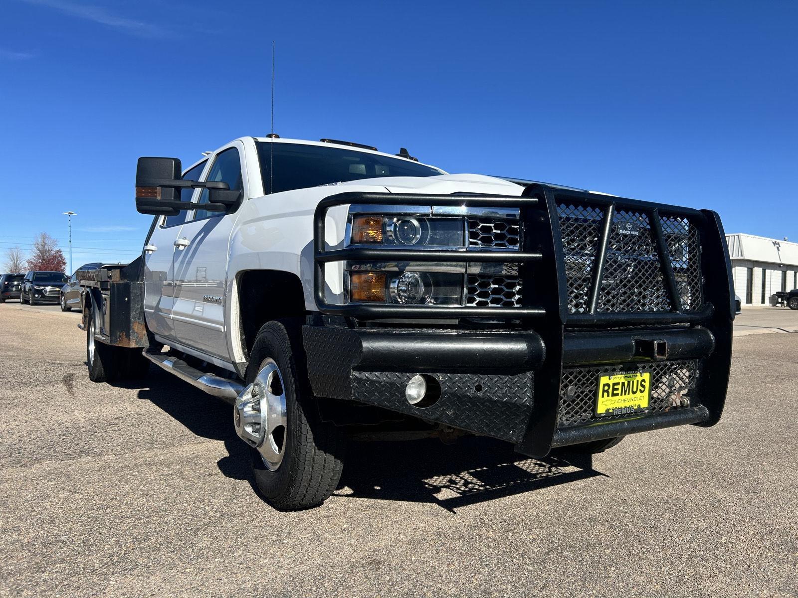 2019 Chevrolet Silverado 3500HD LT's photo