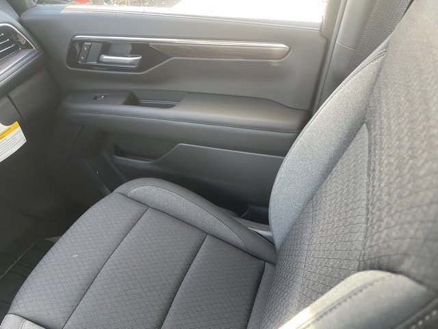 2025 Chevrolet Tahoe LS photo 14