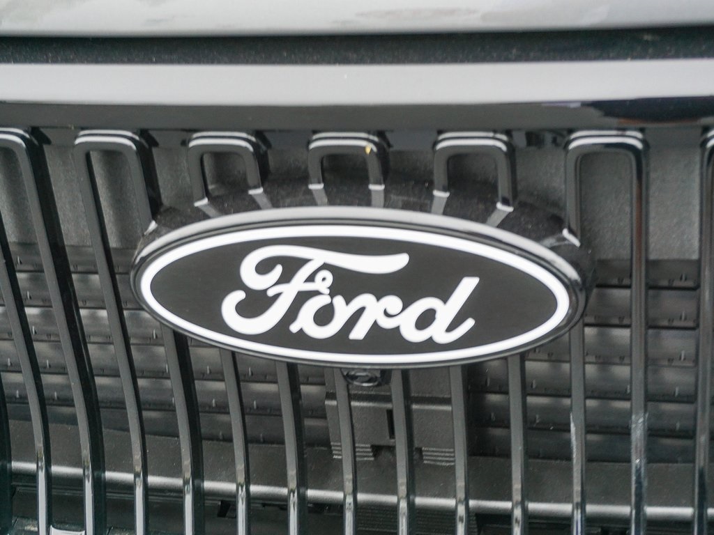 2025 Ford Maverick photo 4
