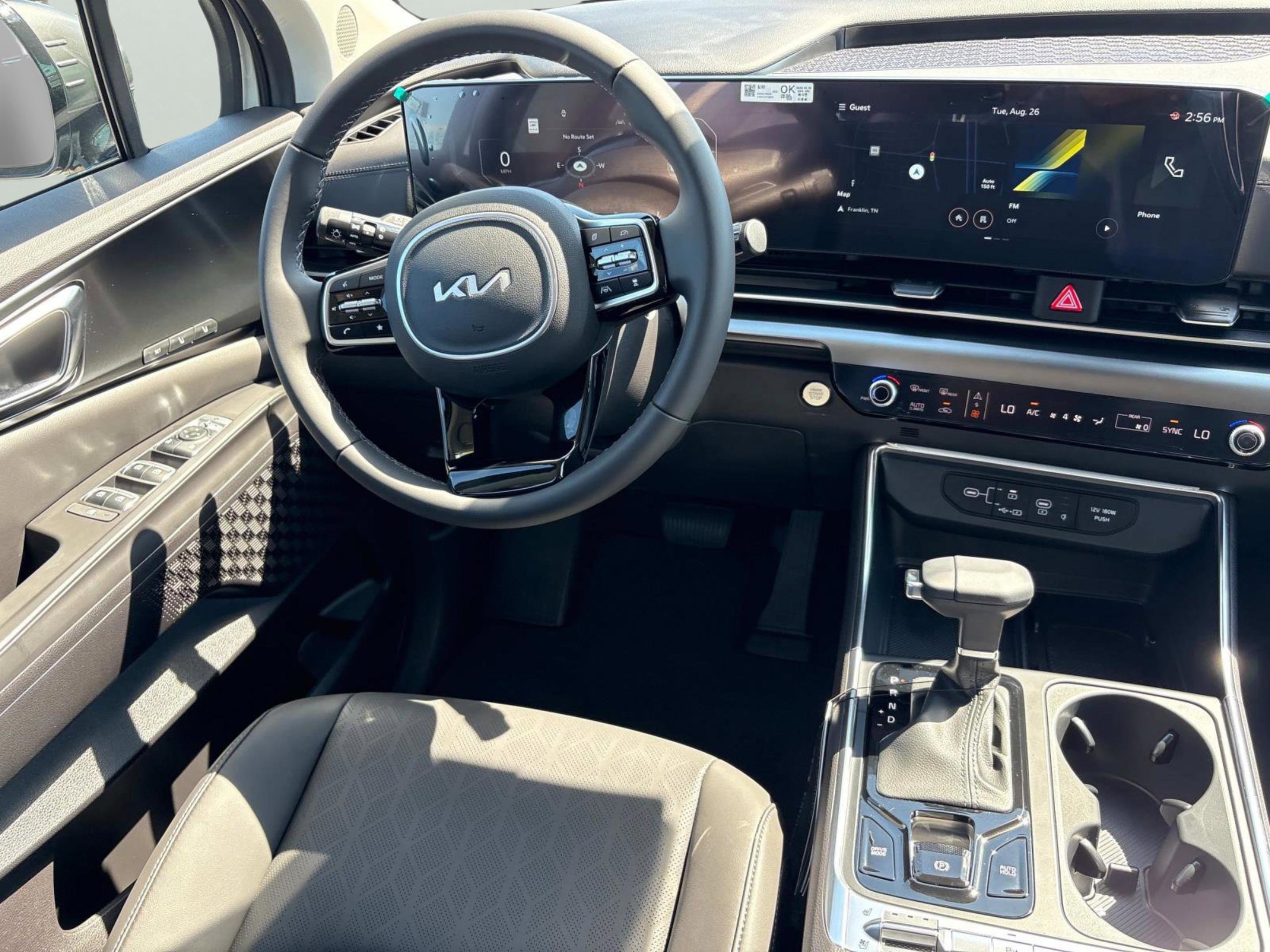 2026 Kia Carnival SX photo 14