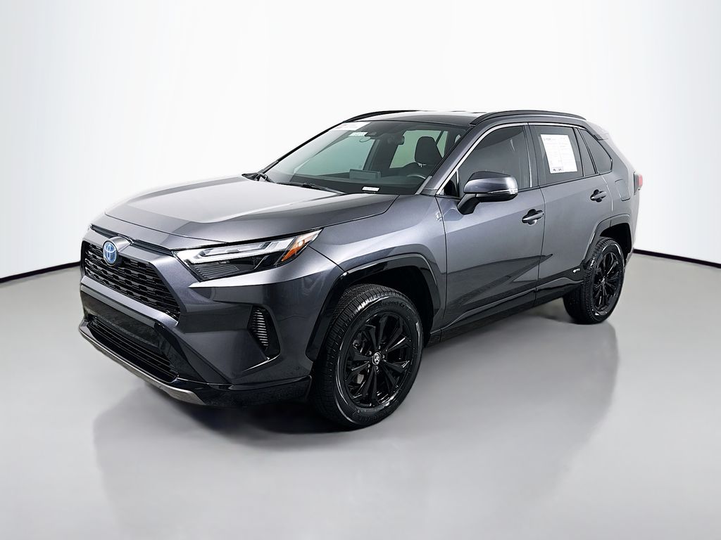 2023 Toyota RAV4 Hybrid SE photo 3