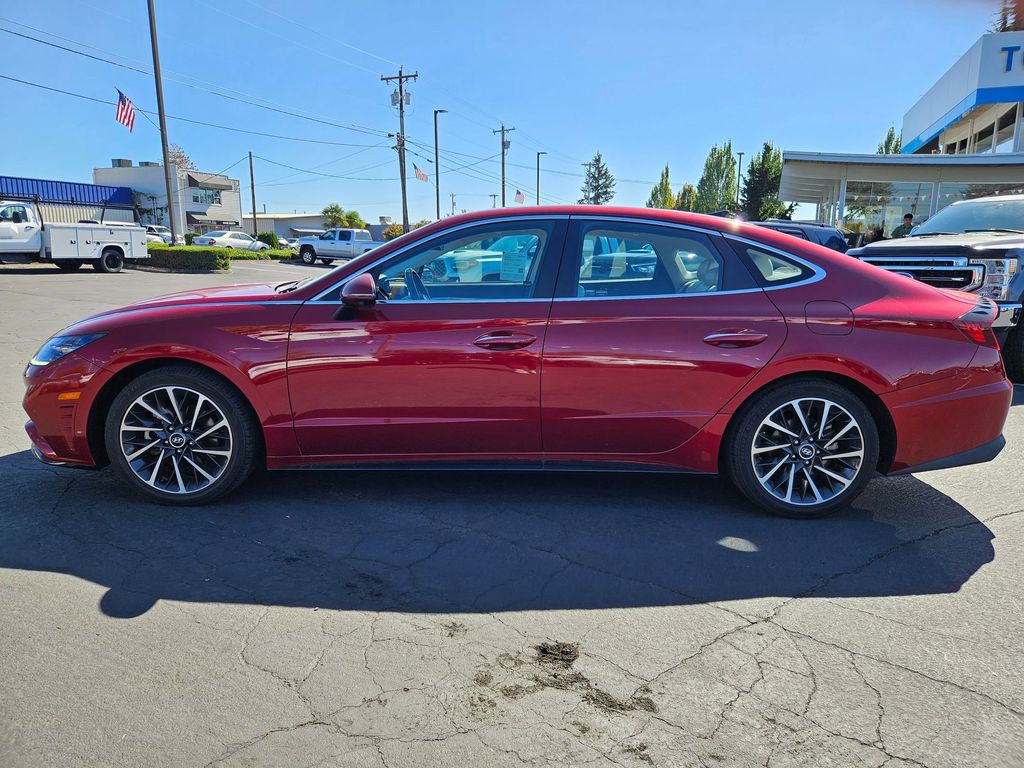 2023 Hyundai Sonata Limited photo 2