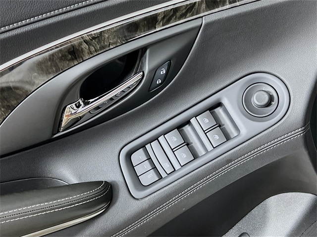 2016 Buick LaCrosse Sport Touring photo 9