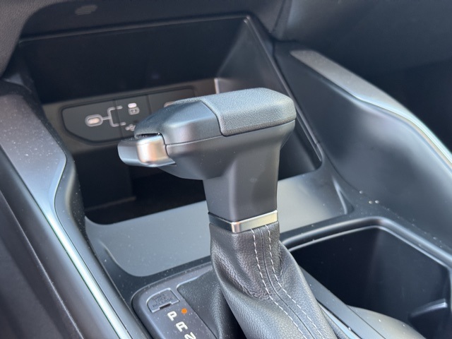 2025 Kia Sorento LX photo 17