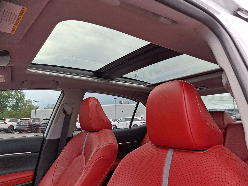 2023 Toyota Camry XSE photo 15
