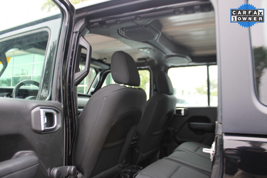 2022 Jeep Wrangler Unlimited Sport photo 26