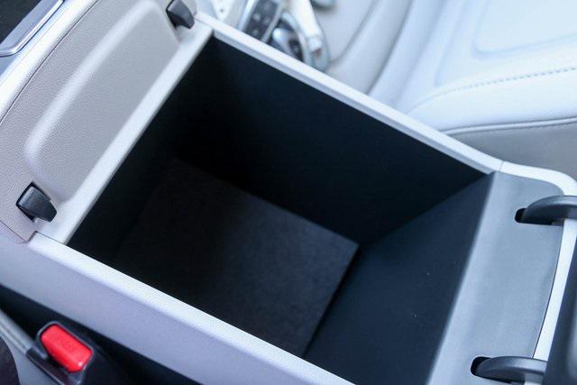 New 2025 White Hyundai SEL Convenience FWD image 14