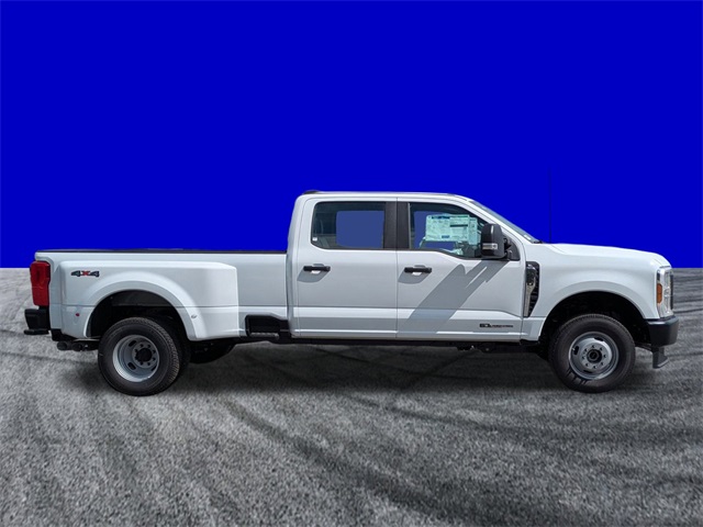 2026 Ford F-350 XL photo 3