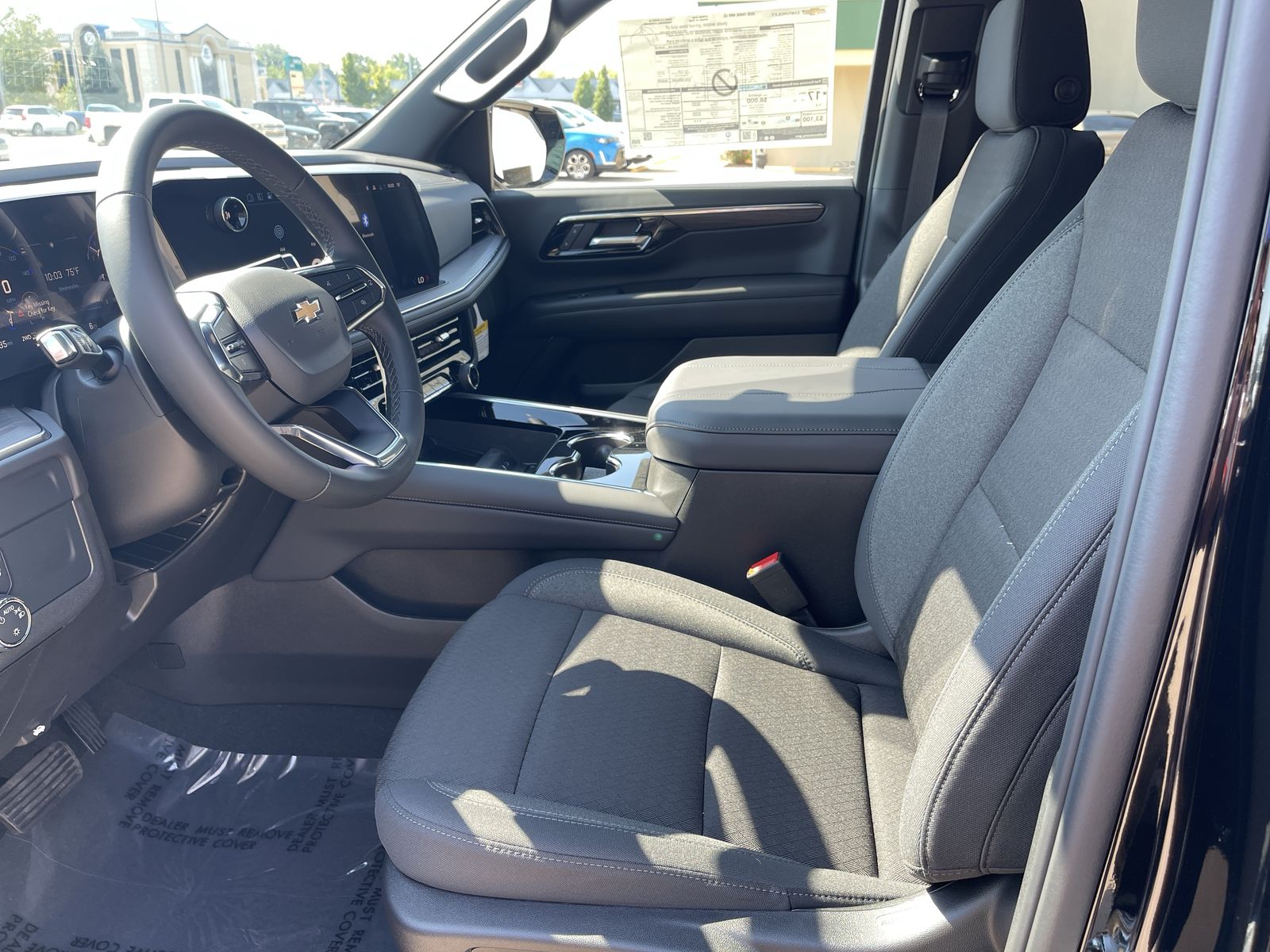 2025 Chevrolet Tahoe LS photo 2