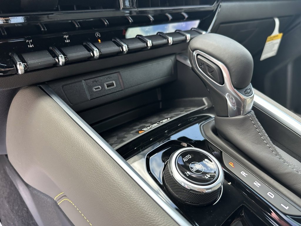 2025 Chevrolet Colorado ZR2 photo 25