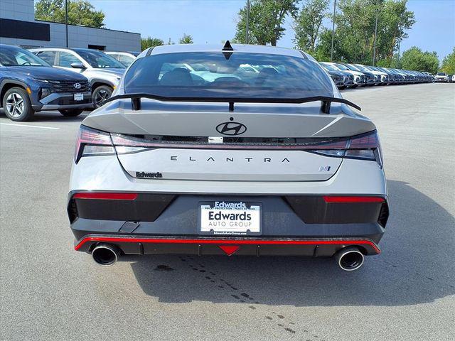 2025 Hyundai Elantra N photo 3