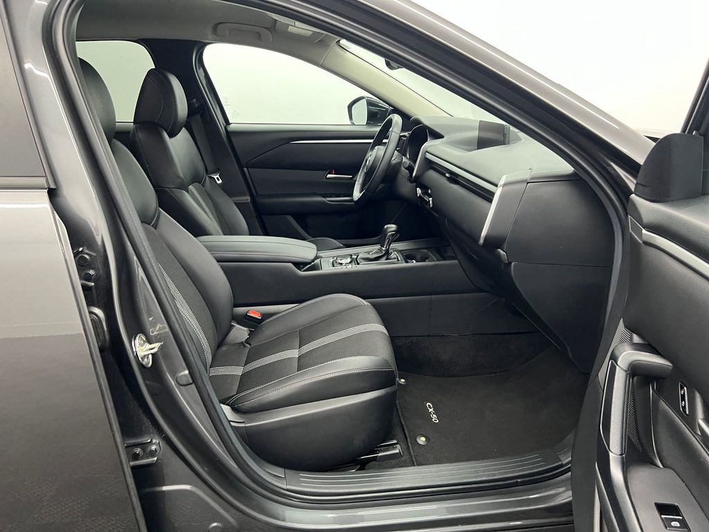 2025 Mazda CX-50 2.5 S Preferred photo 24