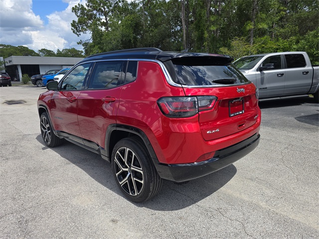 2025 Jeep Compass Limited photo 4