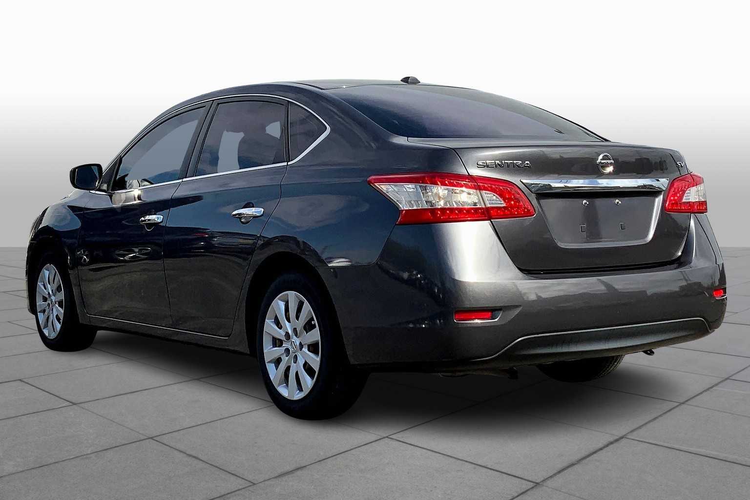 2015 Nissan Sentra SV photo 10