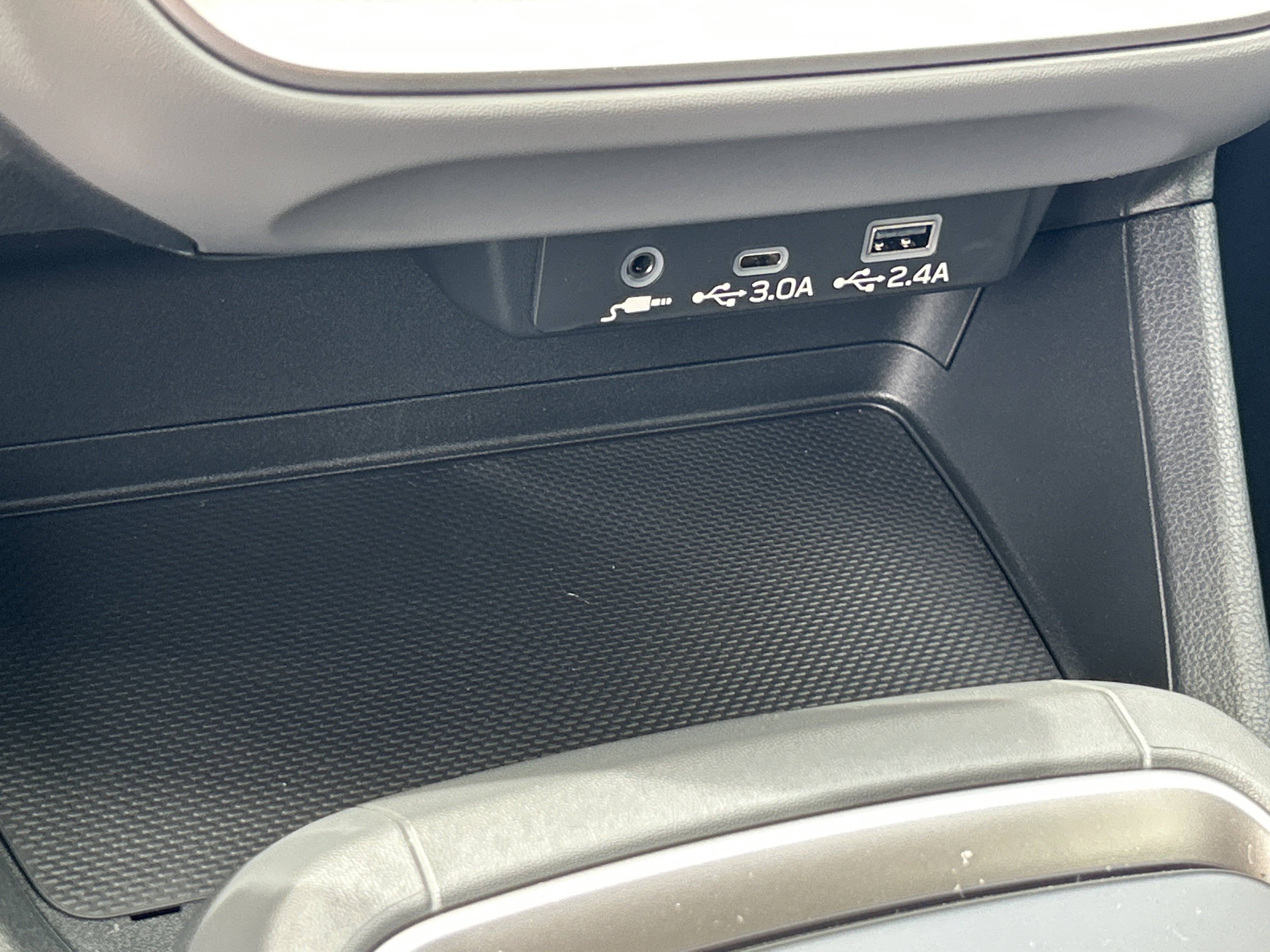 2025 Subaru Crosstrek Premium photo 4