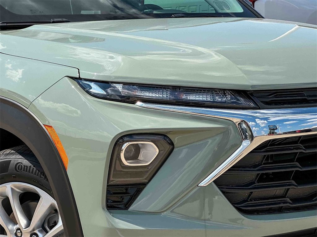 2026 Chevrolet Trailblazer LS photo 4