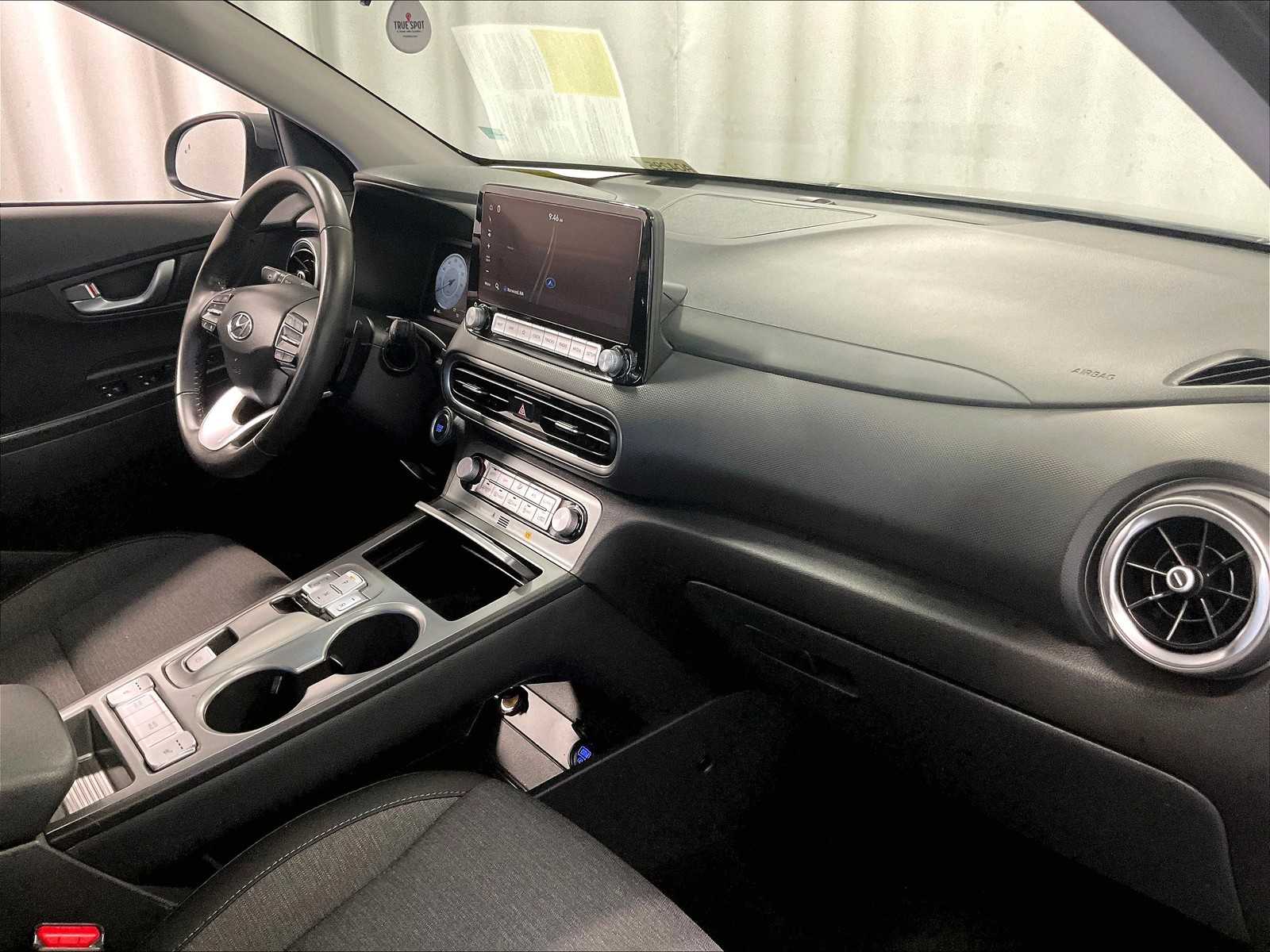 2023 Hyundai Kona Electric SEL photo 13