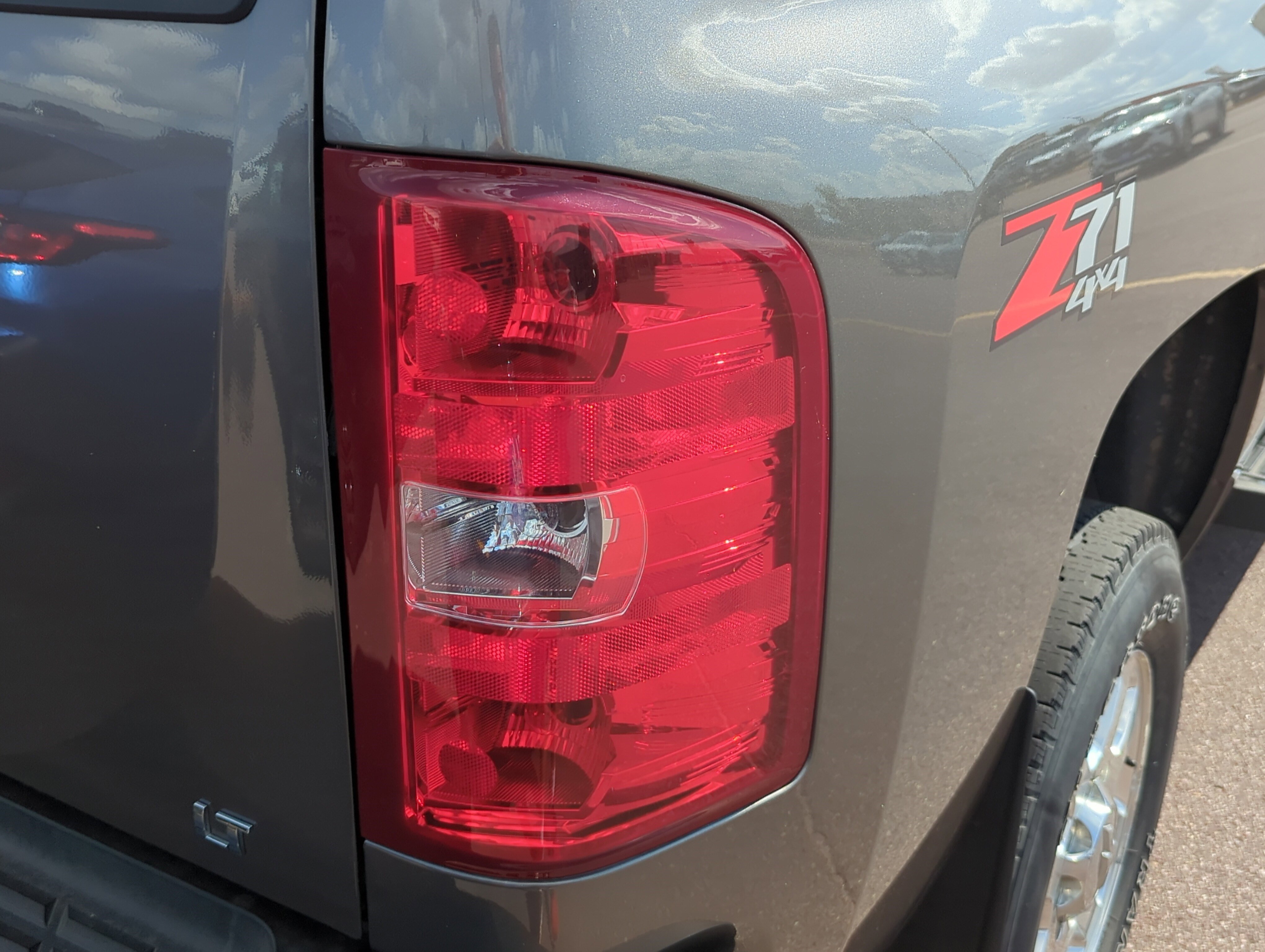 2012 Chevrolet Silverado 2500HD LT photo 4