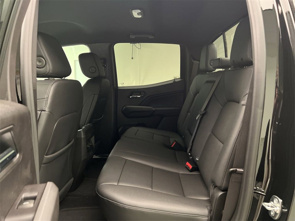 2025 Chevrolet Colorado Work Truck LT photo 21
