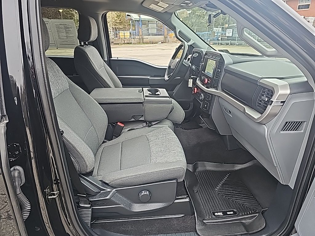 2022 Ford F-150 XLT photo 8