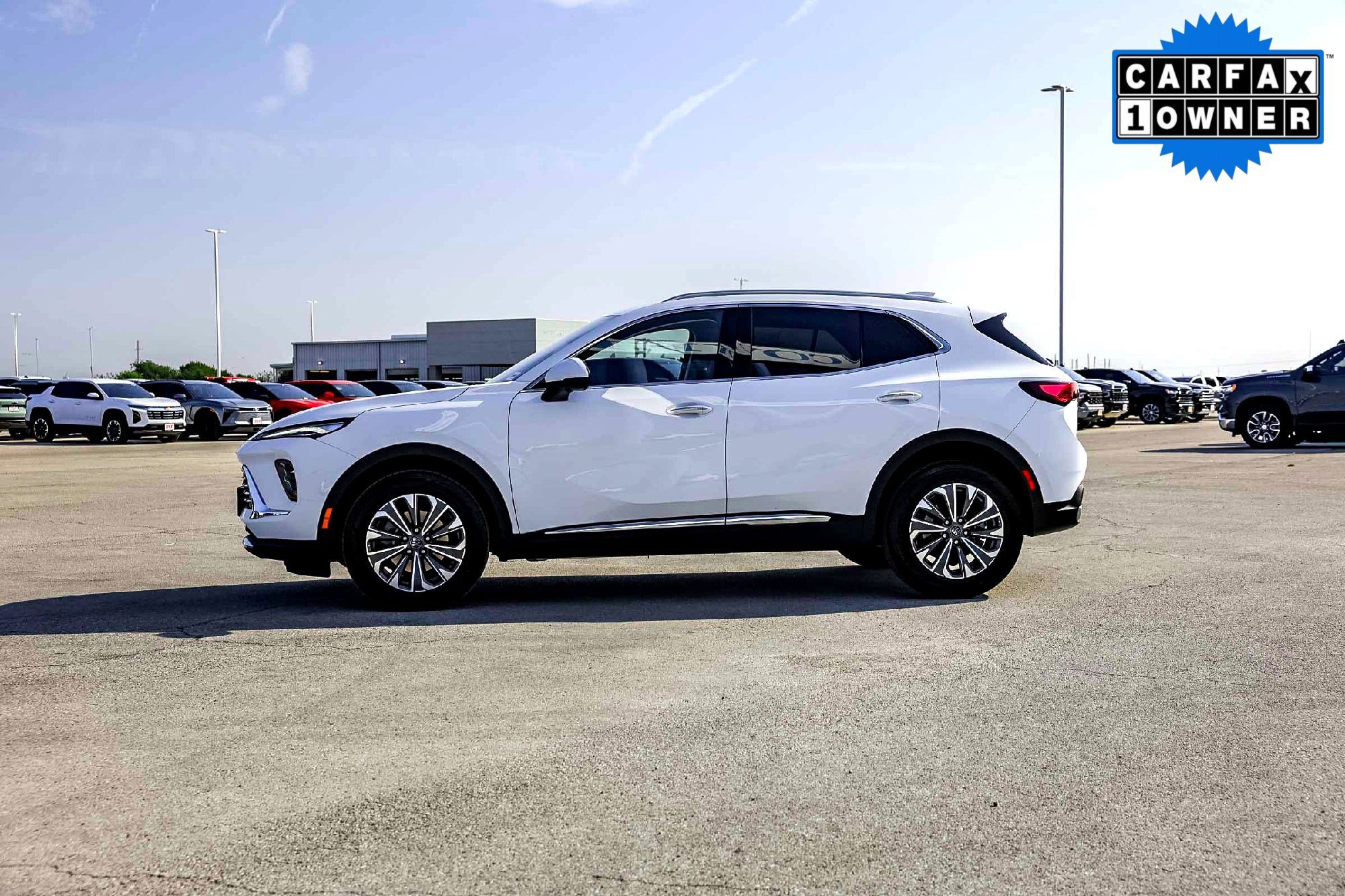 2025 Buick Envision Preferred photo 3