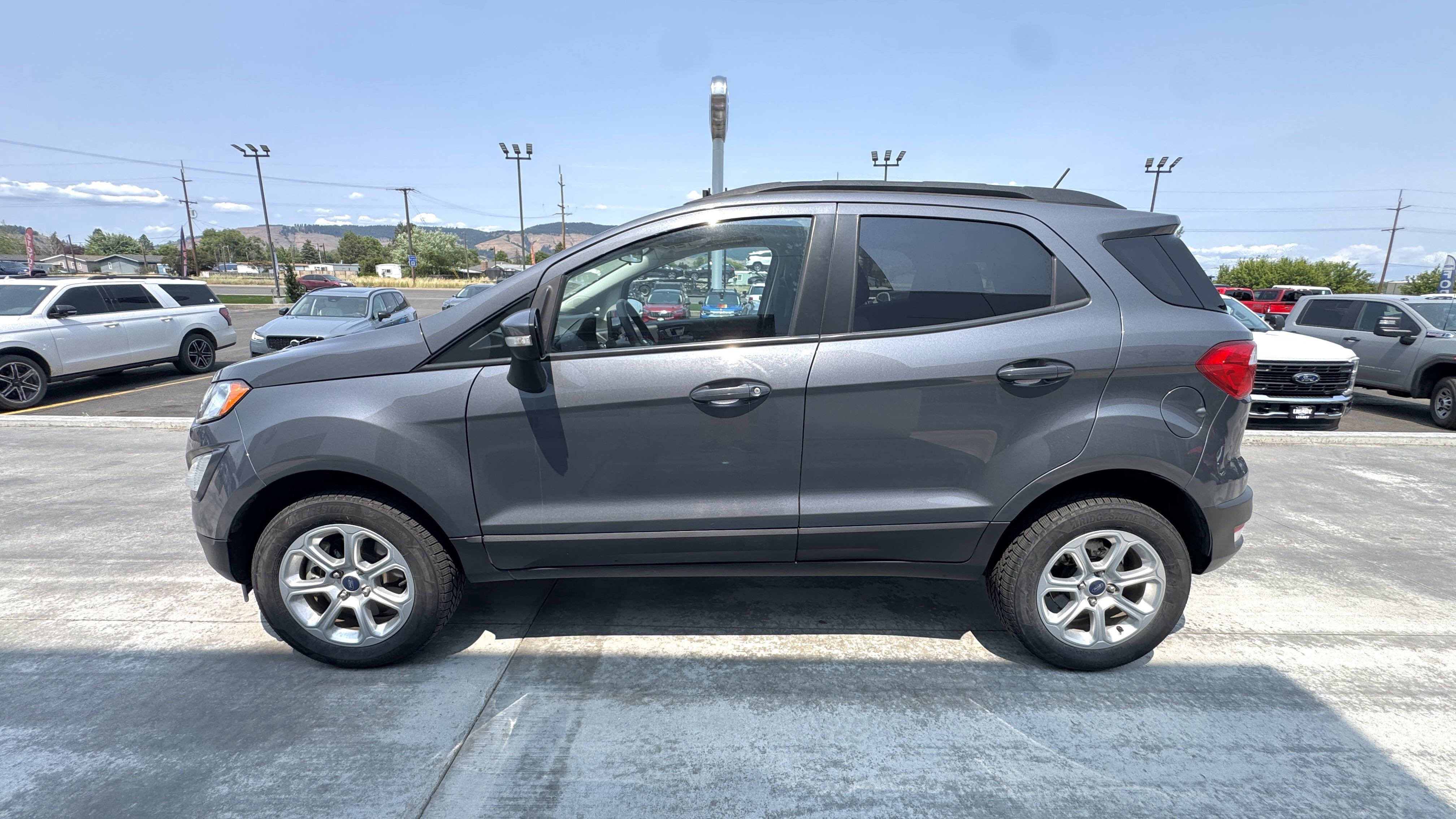 2022 Ford EcoSport SE photo 2
