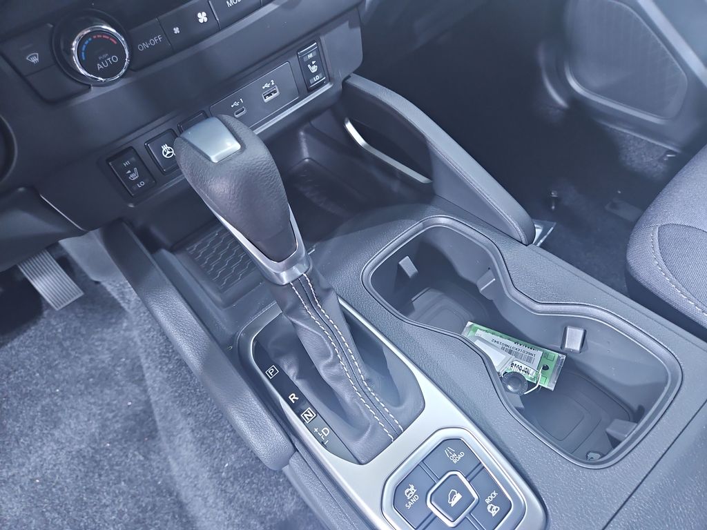 2026 Nissan Frontier SV photo 17