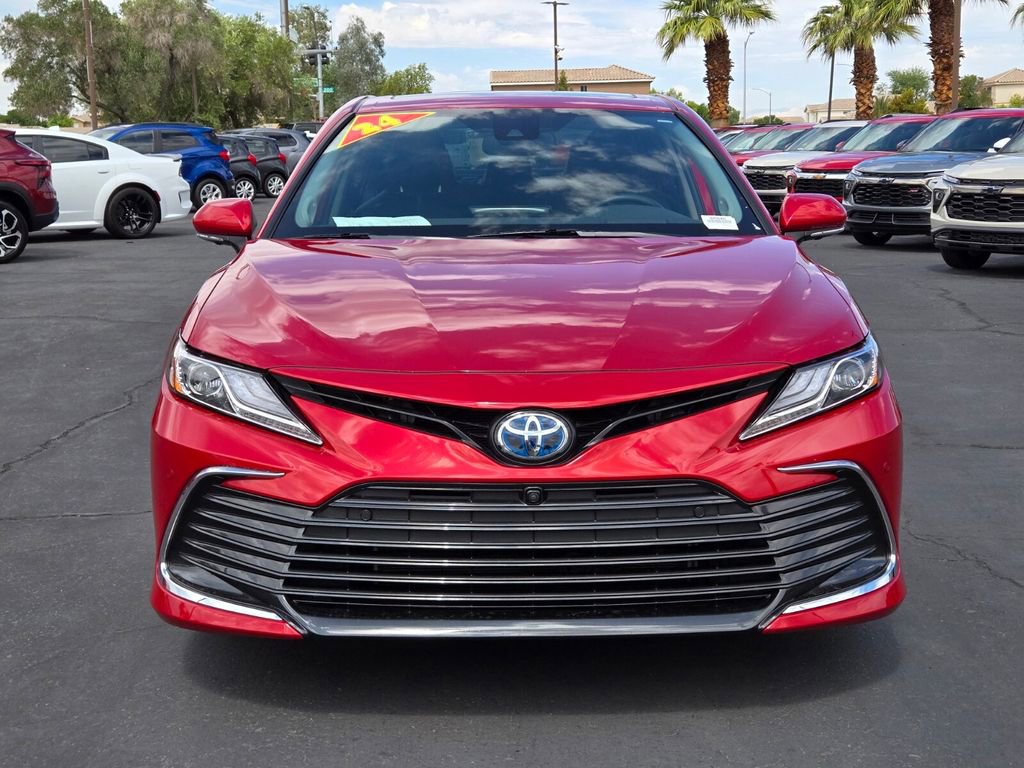 2024 Toyota Camry Hybrid XLE photo 8