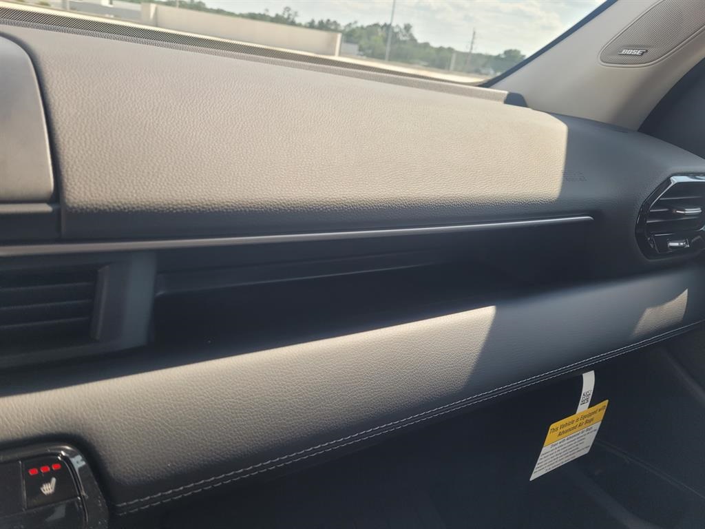 2025 Honda Pilot Touring photo 10