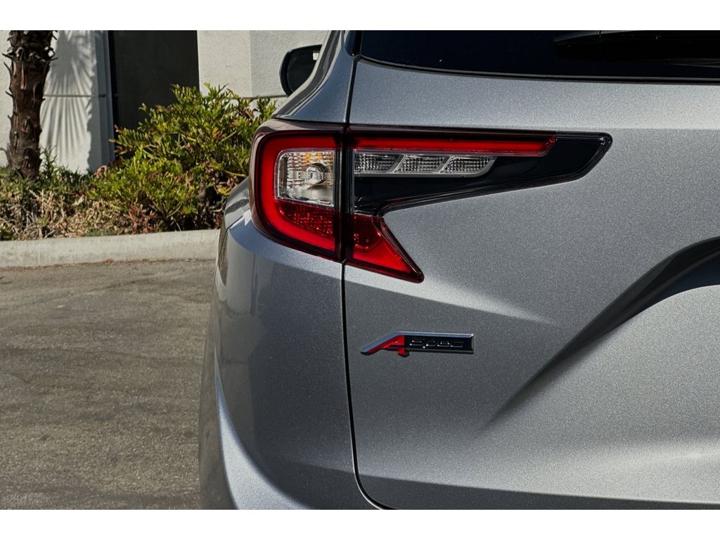 2025 Acura RDX A-Spec photo 5