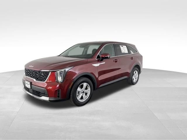 2025 Kia Sorento LX photo 2
