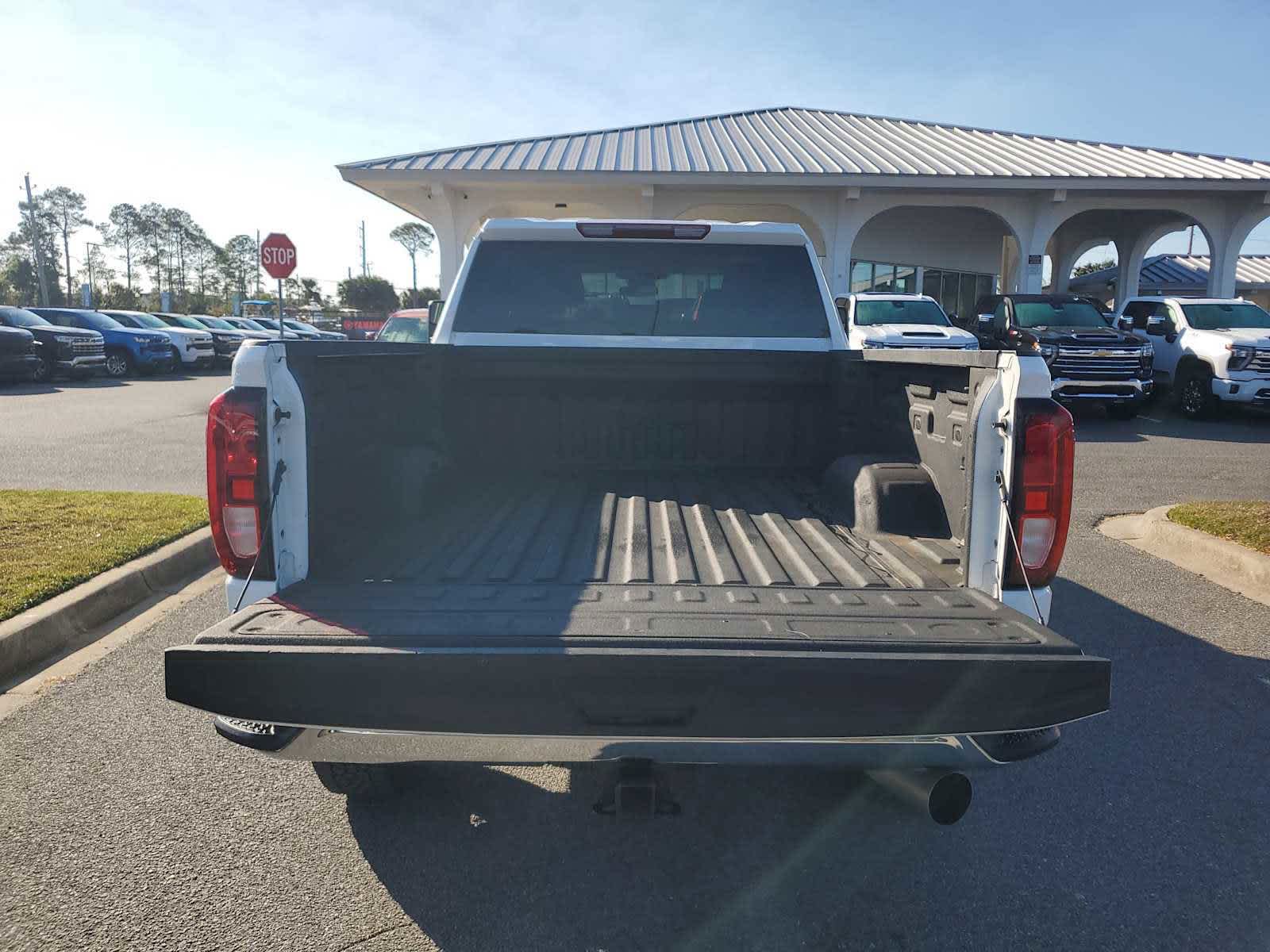 2025 Gmc Sierra 3500 HD SLE photo 4