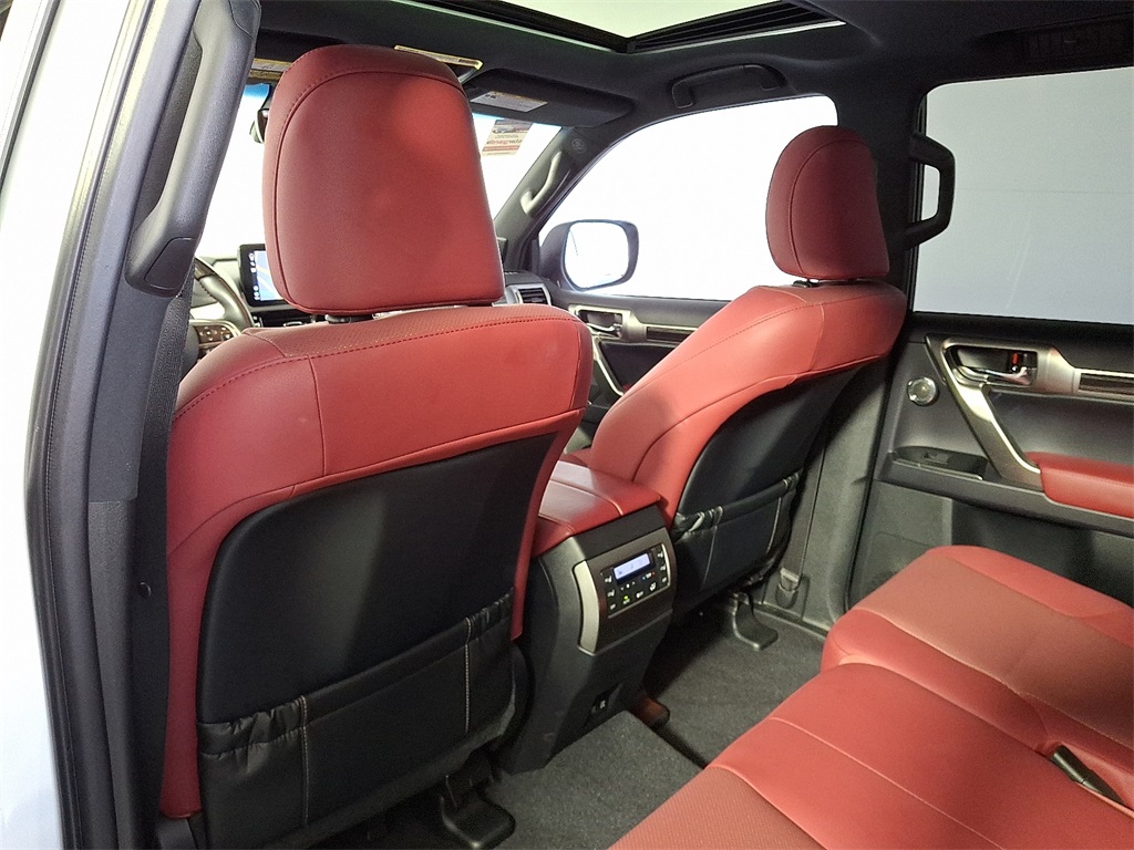 2023 Lexus GX 460 photo 11