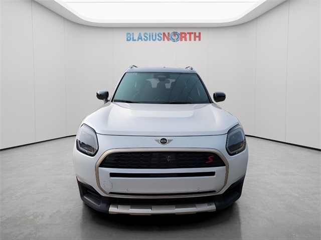 2025 Mini Cooper S ALL4 photo 3