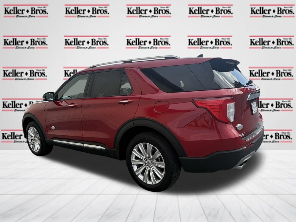 2023 Ford Explorer King Ranch photo 3