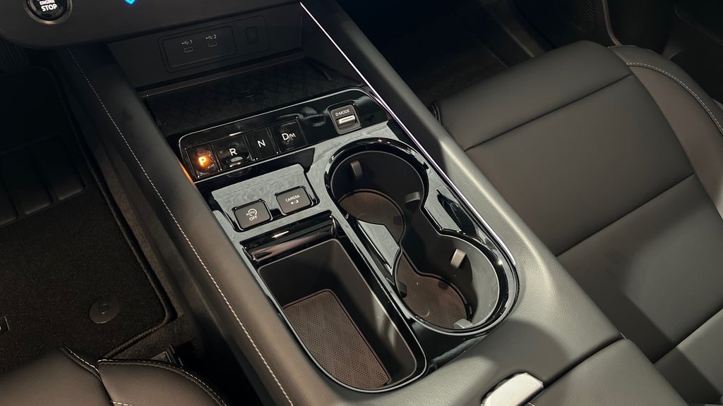 2025 Nissan Murano SL photo 10