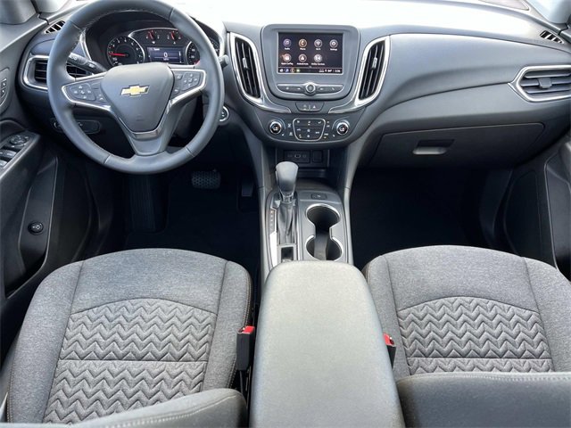2023 Chevrolet Equinox LT photo 3