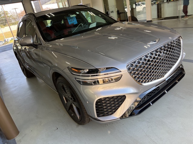 2023 Genesis GV70 2.5T photo 3