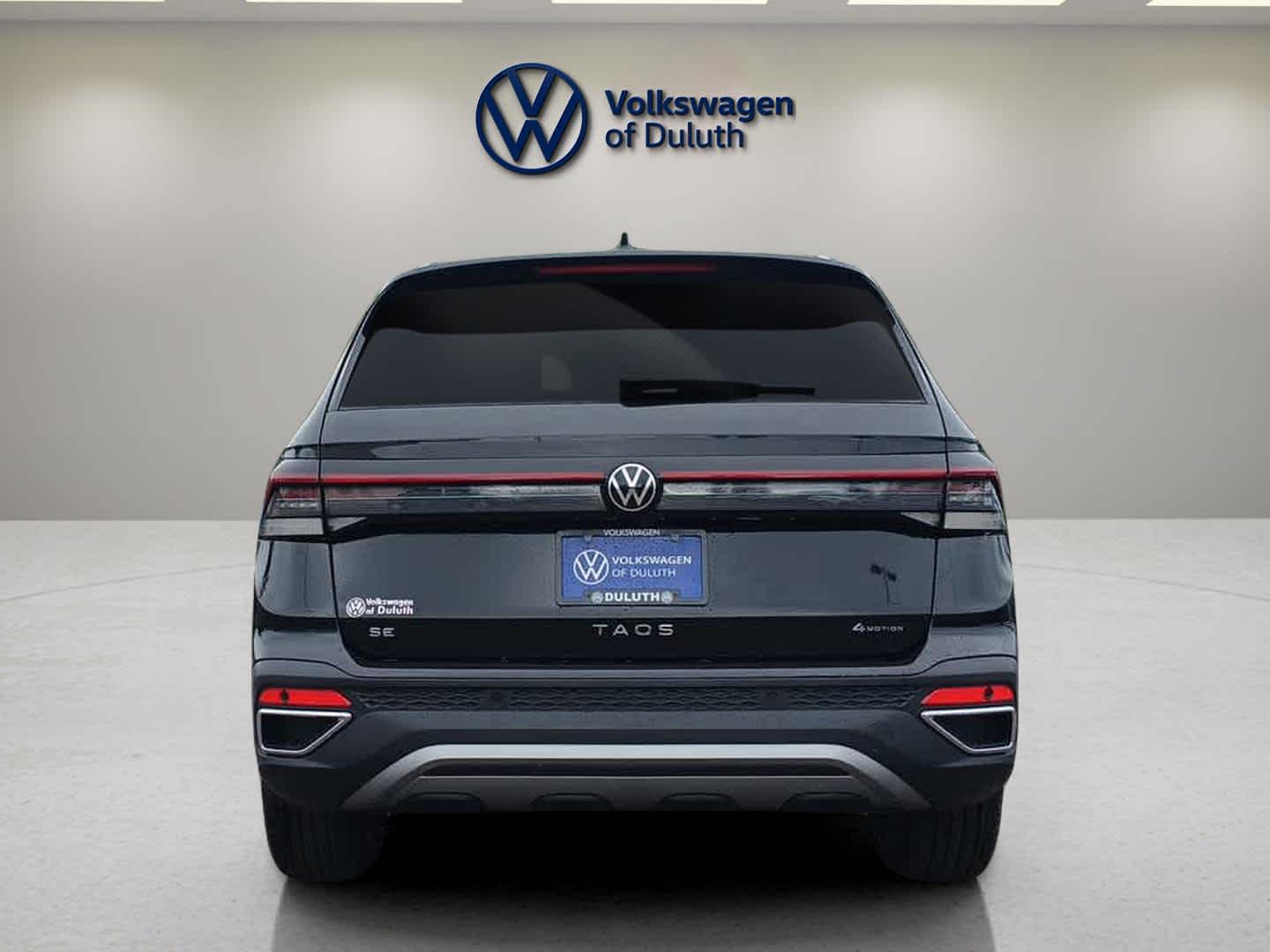 2025 Volkswagen Taos SE photo 2