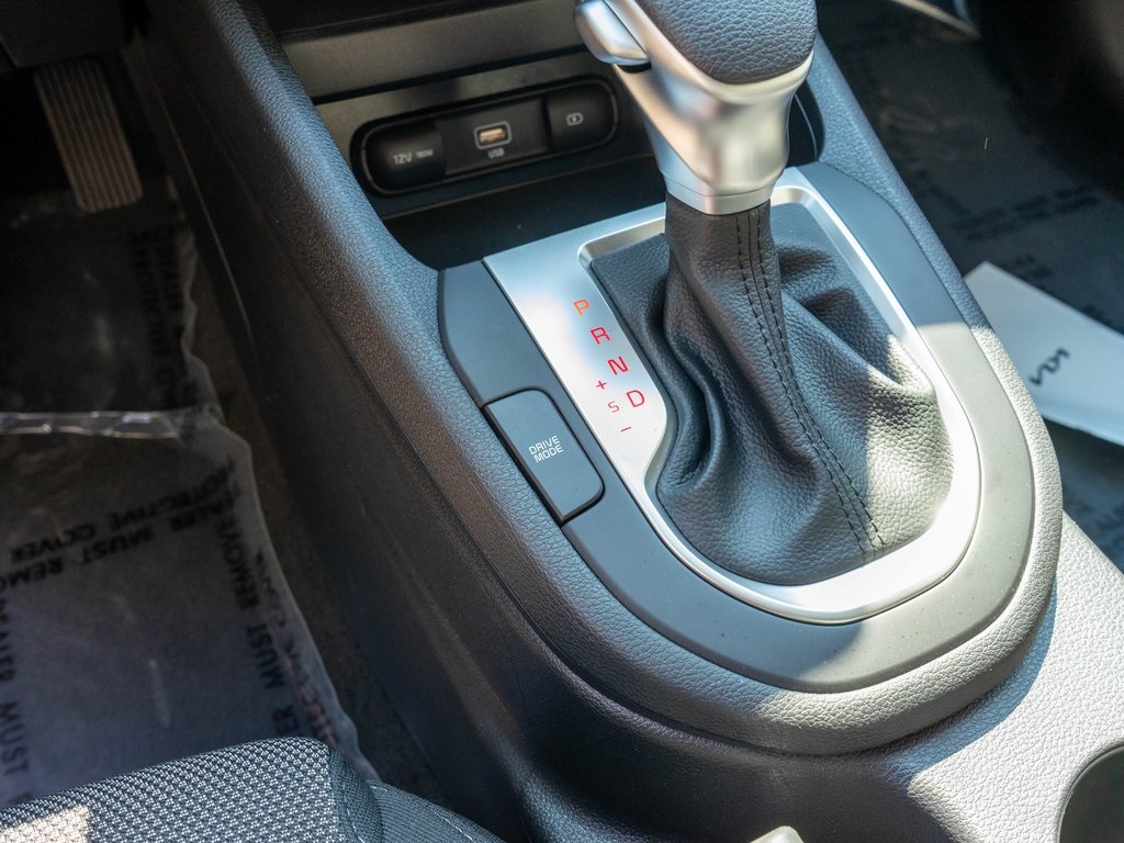 2024 Kia Forte LXS photo 24